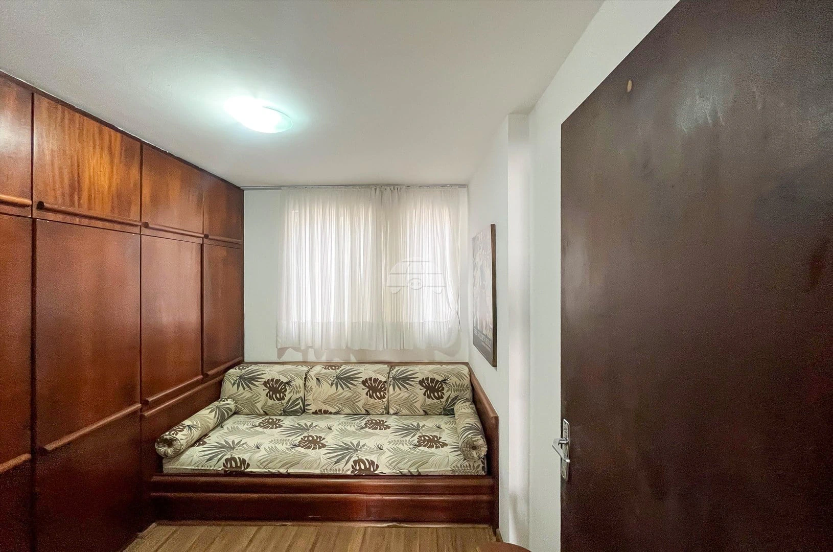 2-bedroom apartment with a washing machine — photo 13