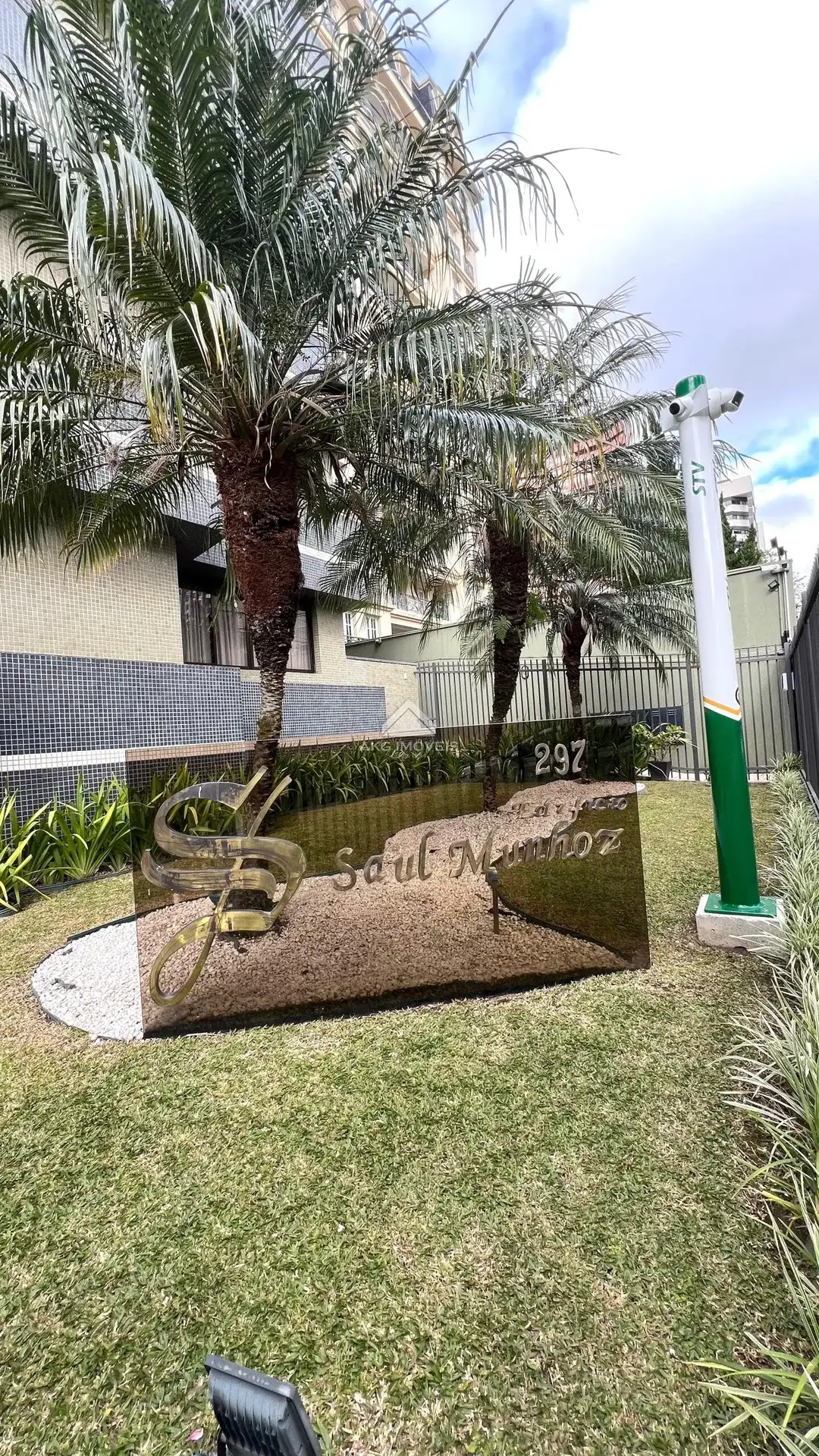 Apartamento com 4 quartos e 4 vagas, com varanda — photo 2