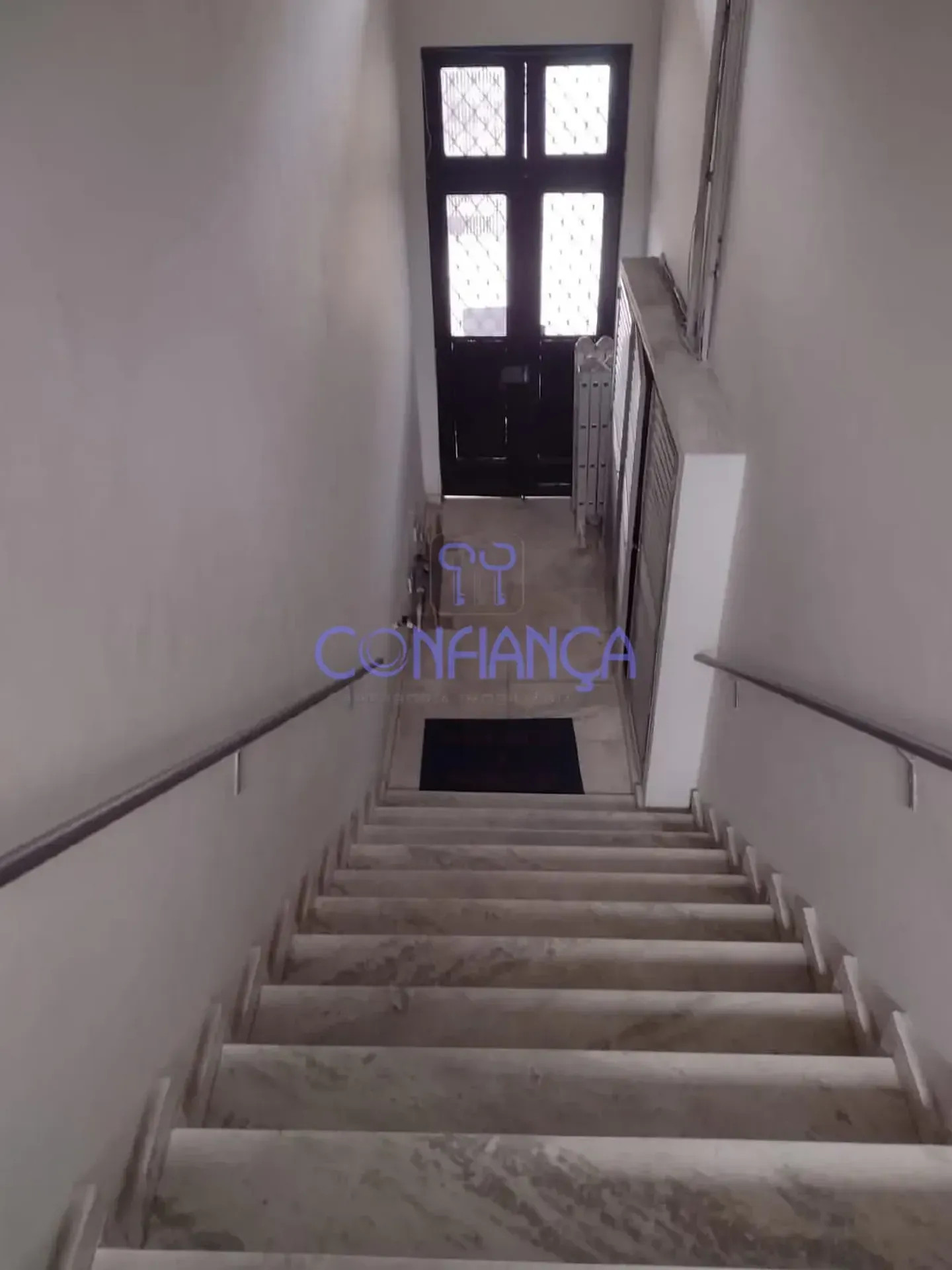 3-bedroom apartment with 2 bathrooms, no parking — photo 12
