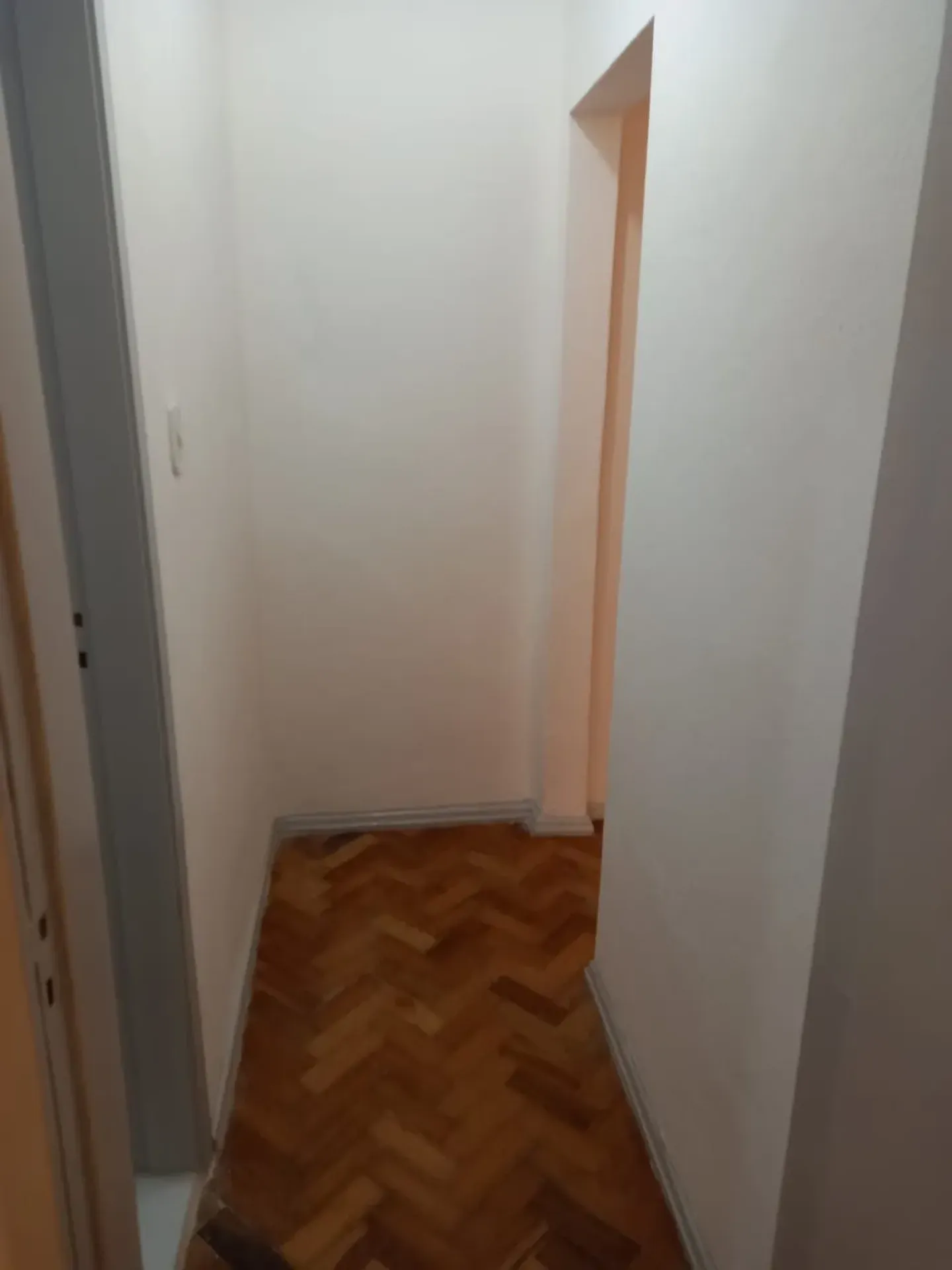 Apartment, 50 m², with wood or laminate floors — photo 8
