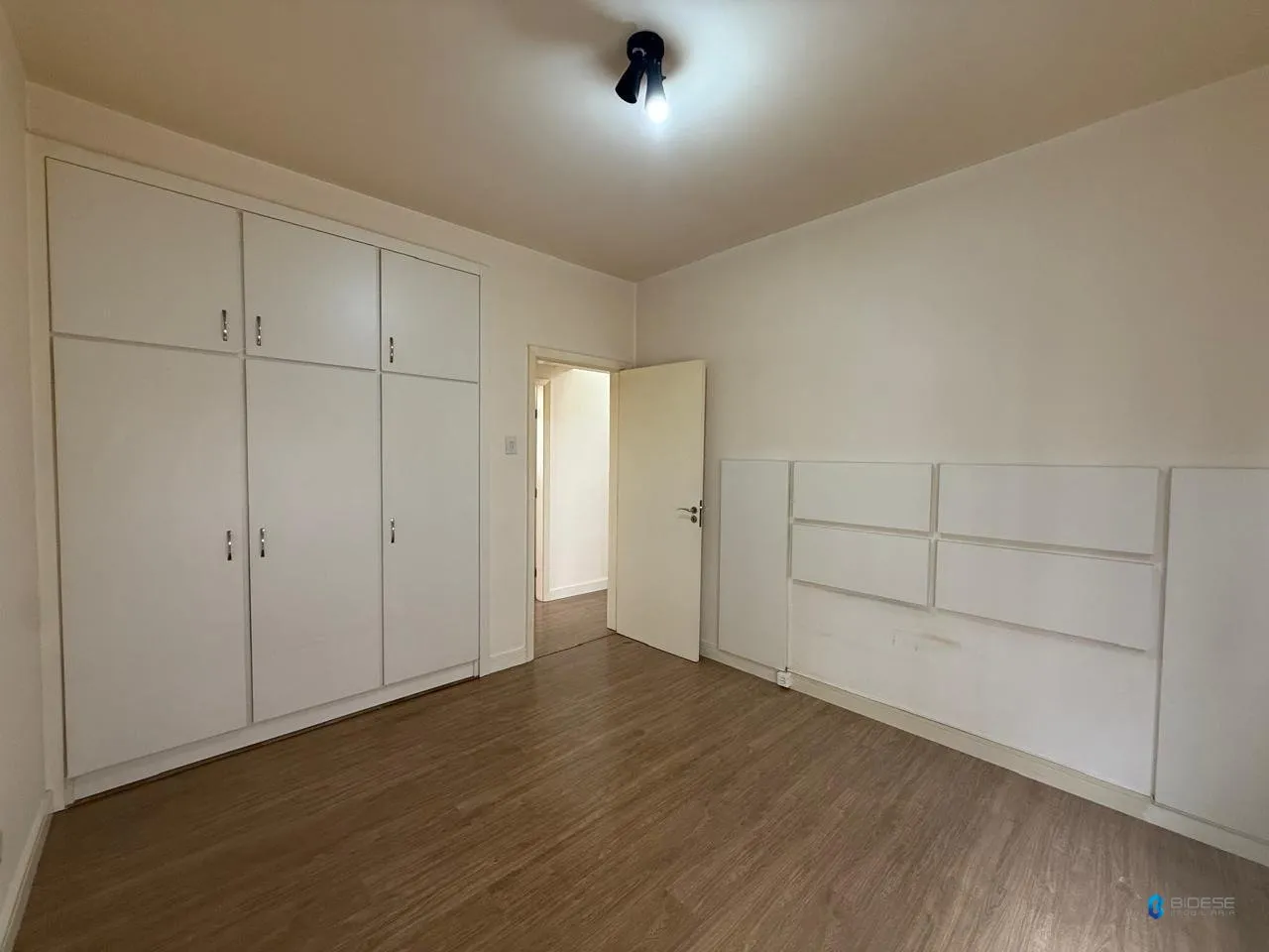 3-bedroom apartment with a washing machine — photo 4