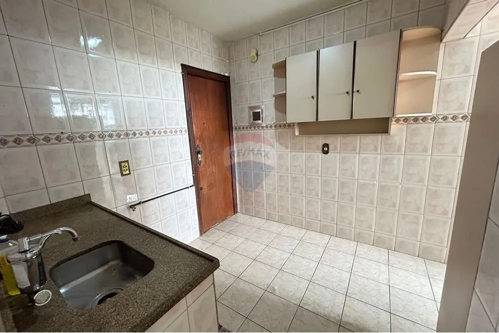 2-bedroom apartment with a separate kitchen — photo 2