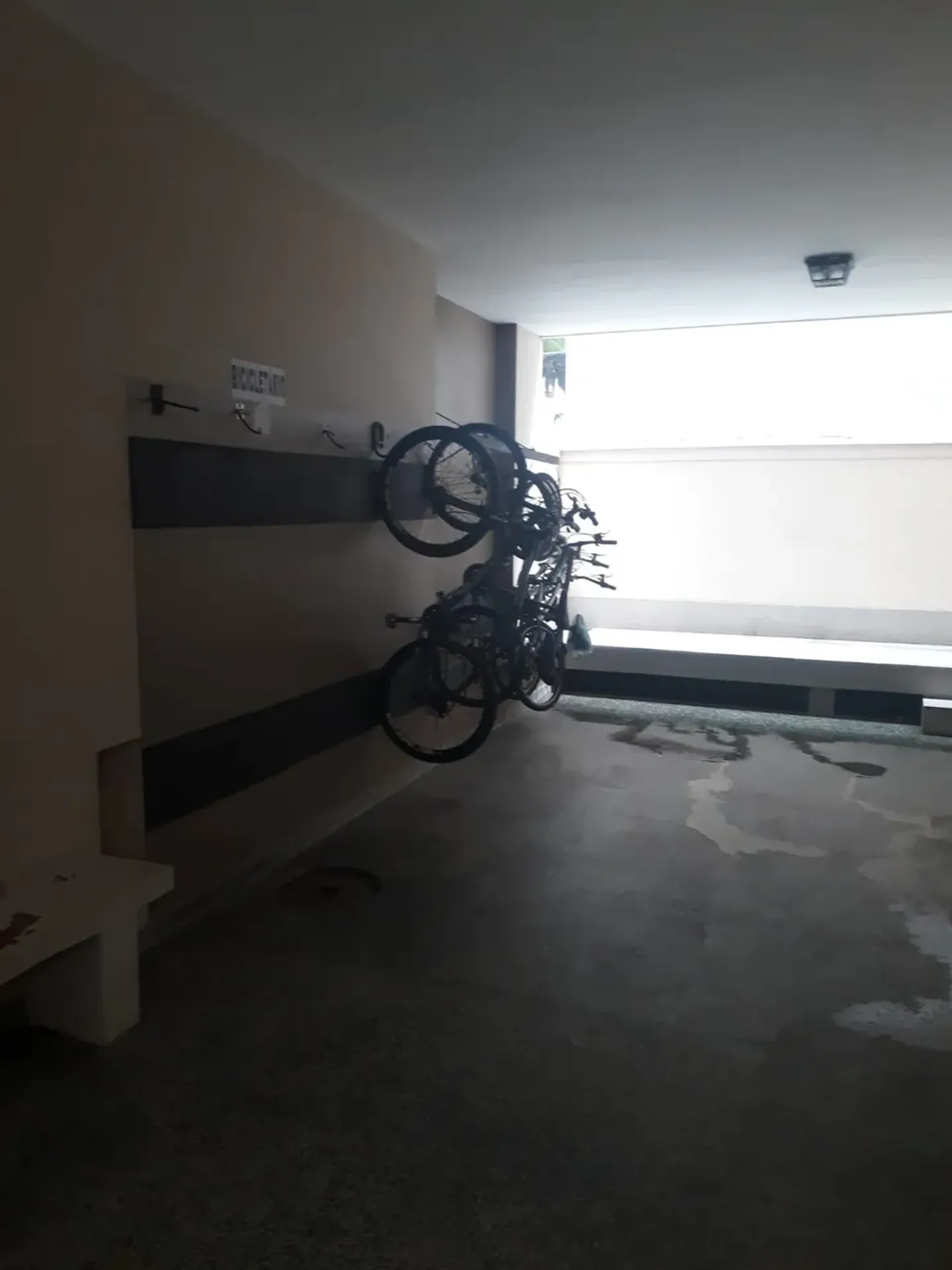 Rental apartment with 3 bedrooms and 3 bathrooms — photo 33