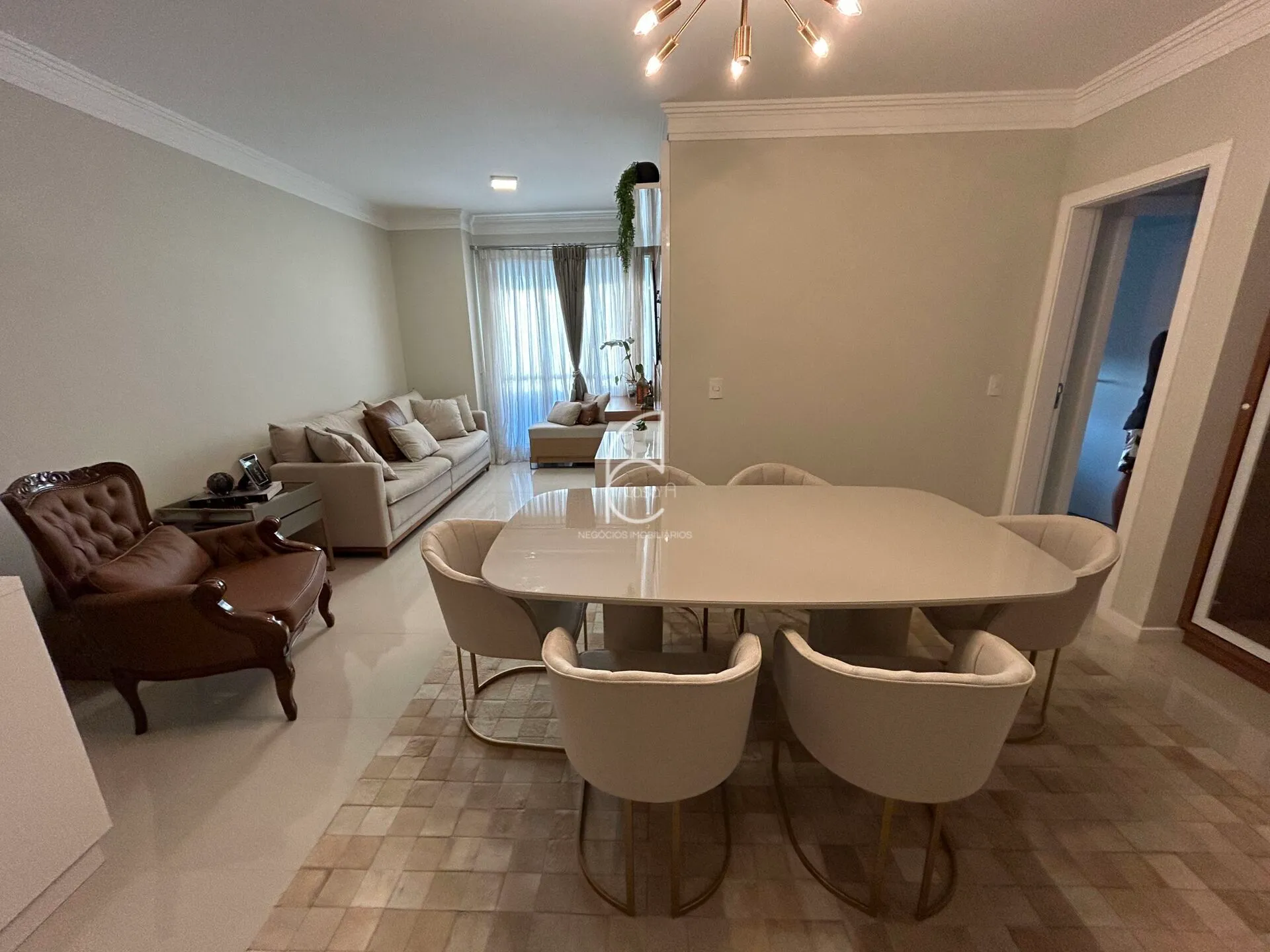Меблированная квартира 218 м² с 2 местами и 4 спальнями