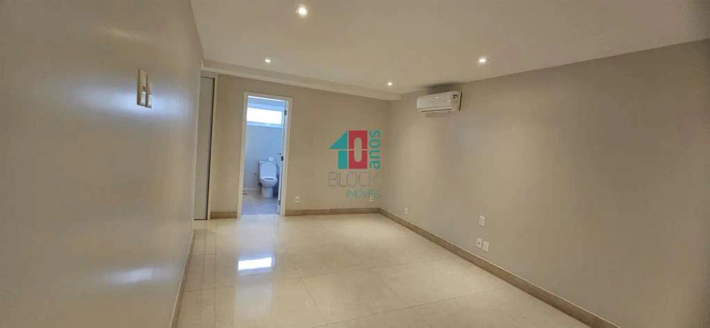 House with 4 bedrooms, 3 en-suites, 11 bathrooms and 2 parking — photo 15