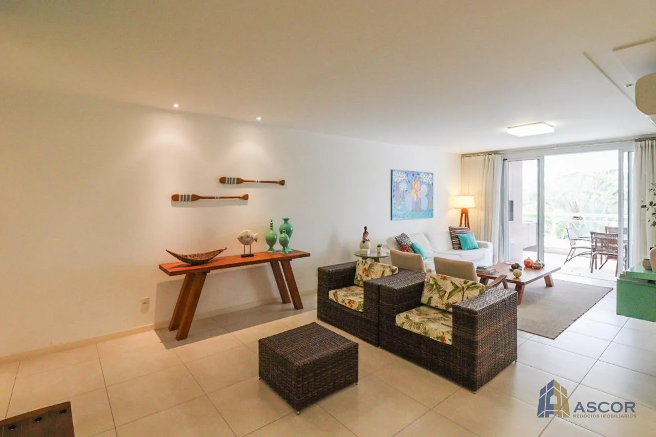 221 m² apartment with 3 en-suite bedrooms and 2 parking — photo 20