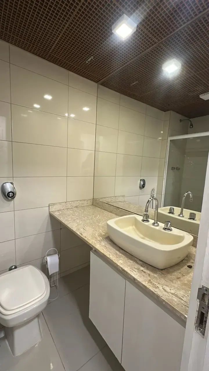Furnished 2-bedroom apartment with 2 bathrooms — photo 13