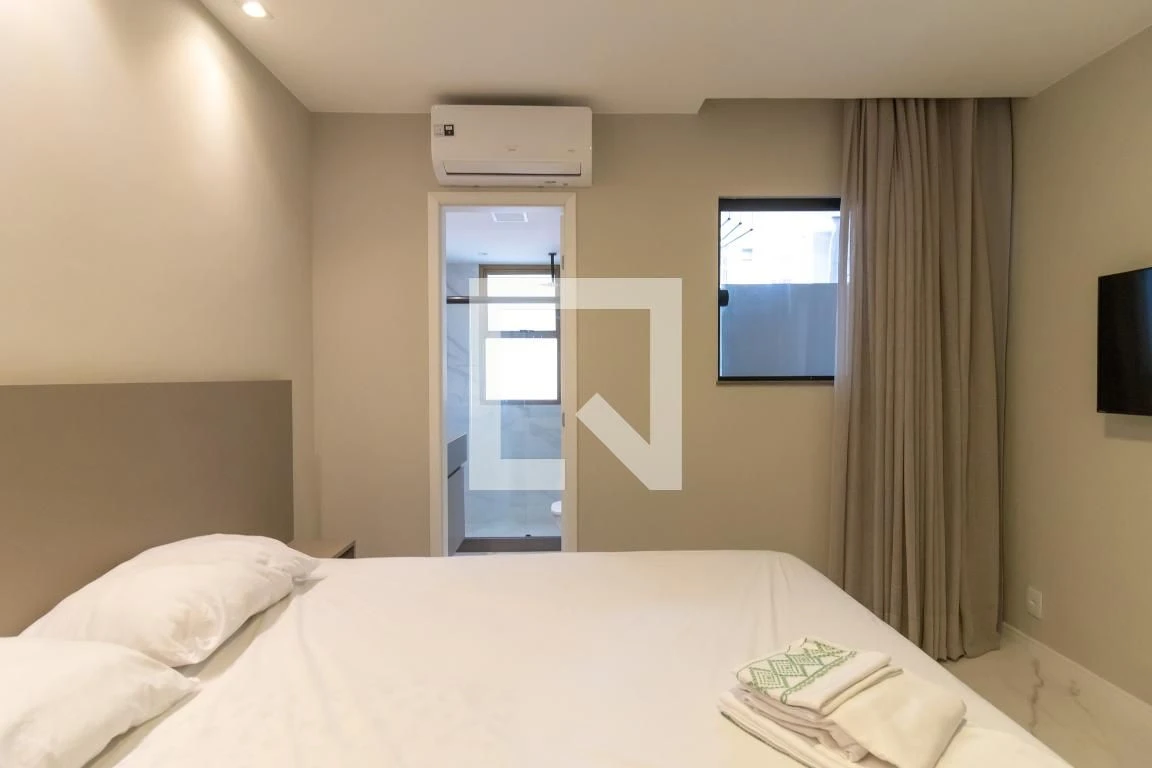 Apartamento mobiliado com 2 quartos e piscina no condomínio — photo 29