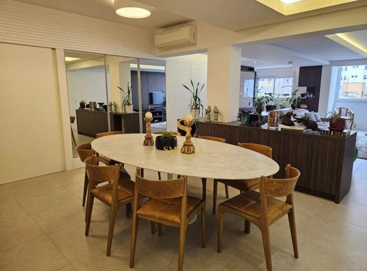 Apartamento de 200 m² con 3 dormitorios y 1 en suite — photo 3