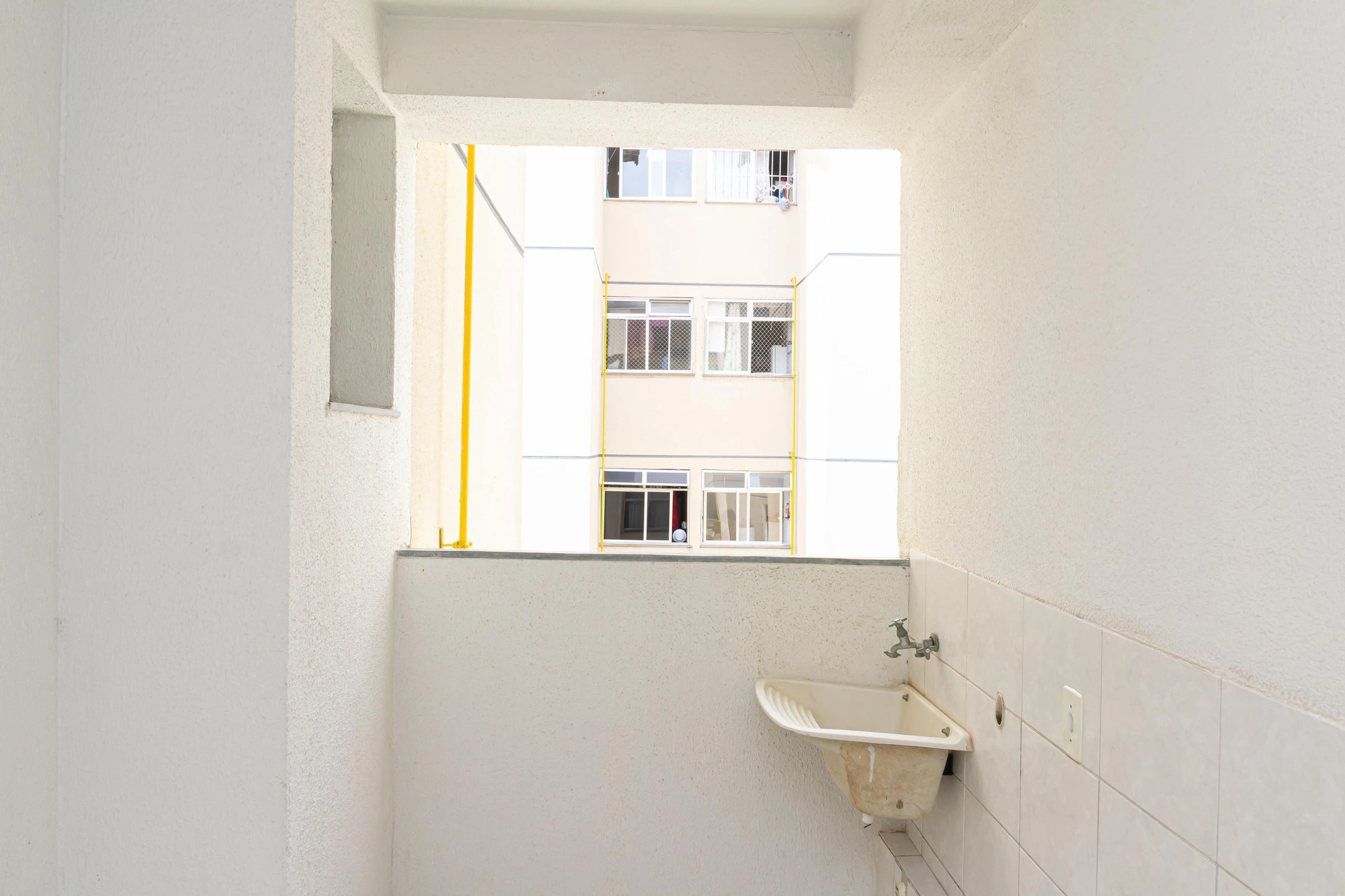 Rental apartment with 2 bedrooms and 1 parking space — photo 34