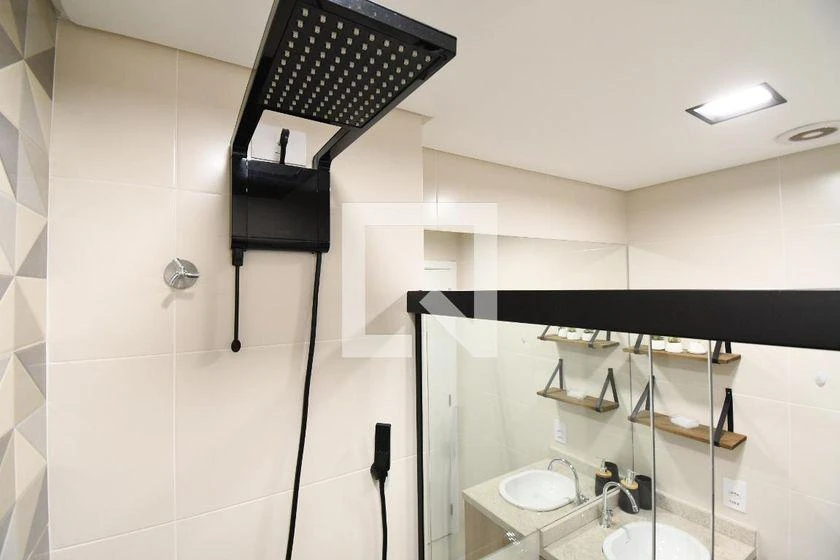 25 m² apartment with a home office and a washing machine — photo 31