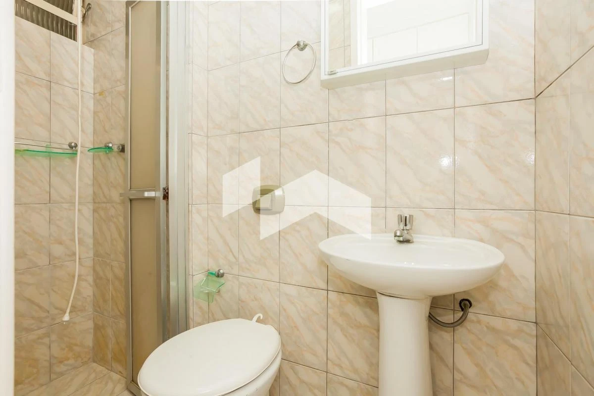Apartment, 152 m², with wood or laminate floors — photo 4