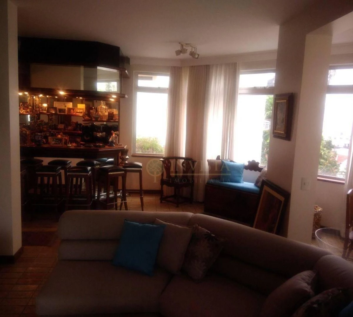 Apartamento semimobiliado com 4 quartos e 327 m² — photo 7