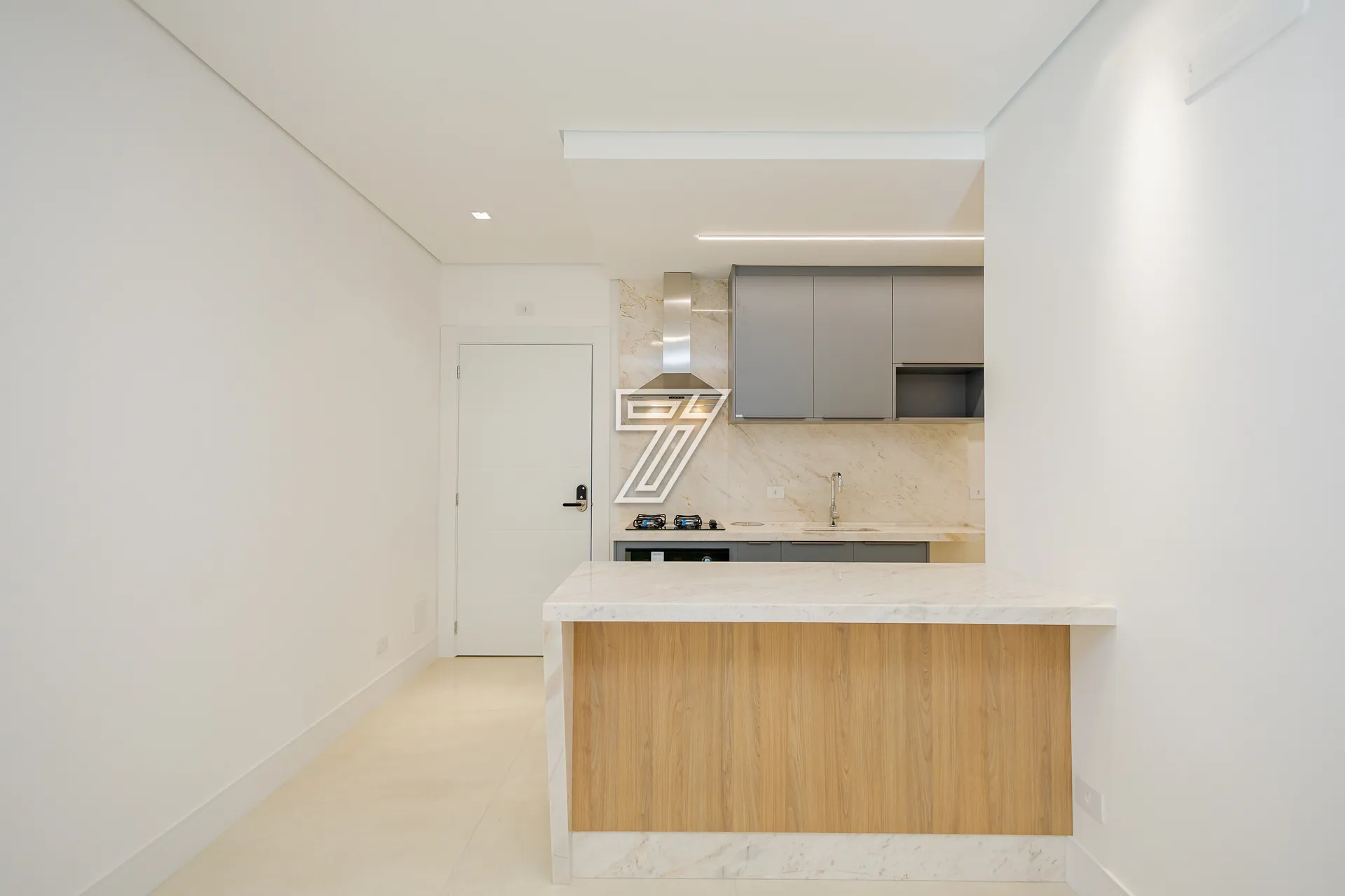 2-bedroom apartment with suite, open kitchen and 2 parking — photo 16