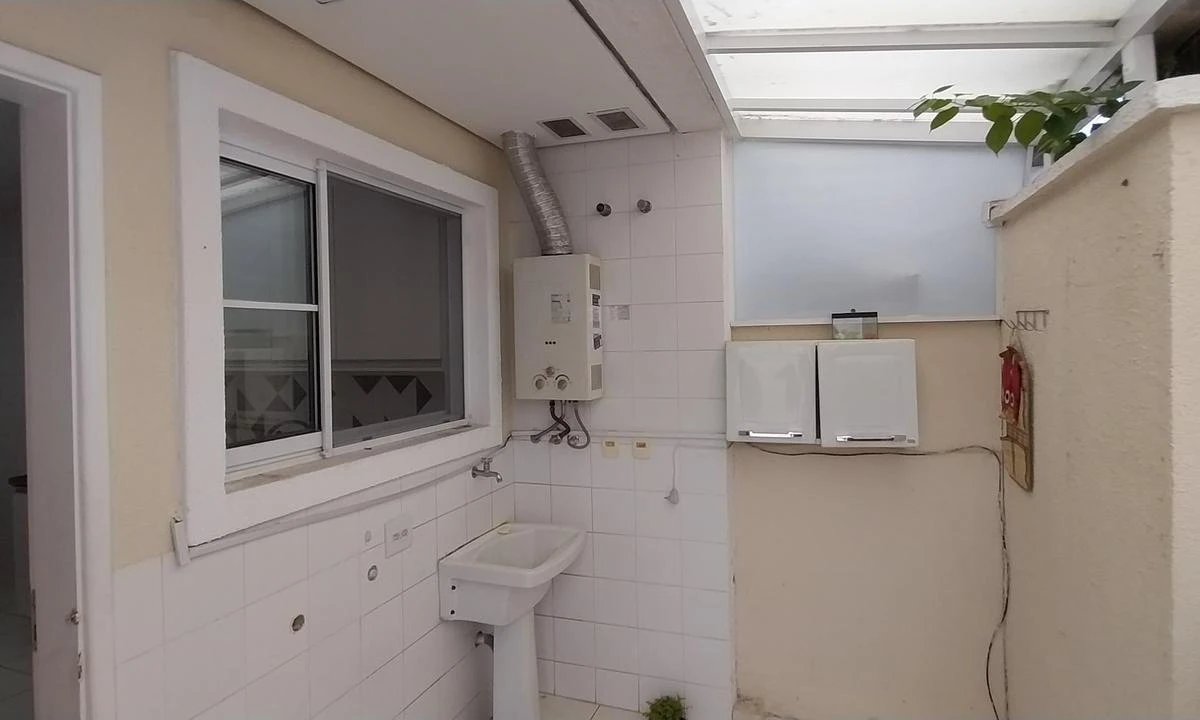 Casa de 4 dormitorios con balcón gourmet — photo 7