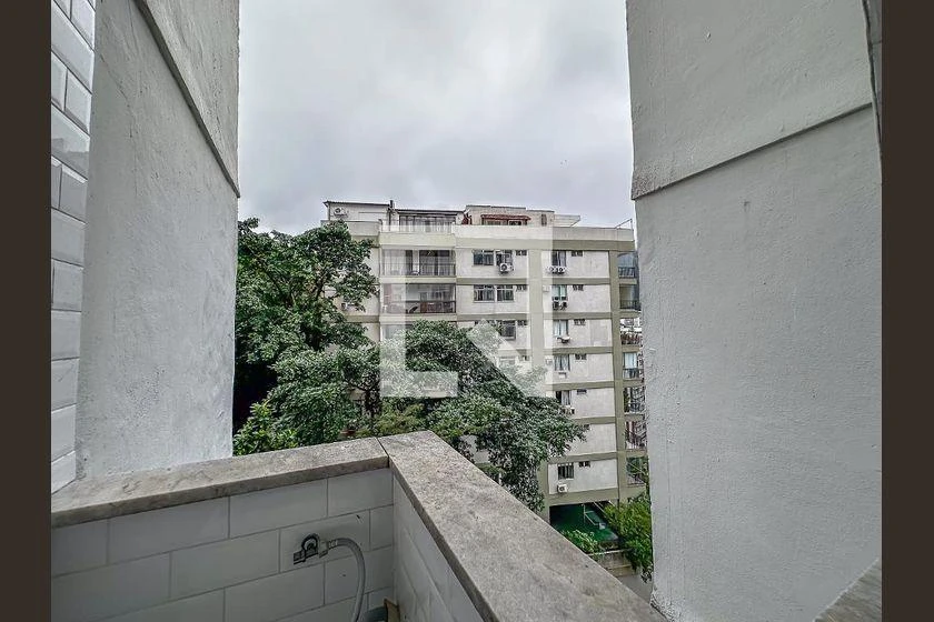 57 m² apartment with 2 bedrooms and a balcony — photo 40
