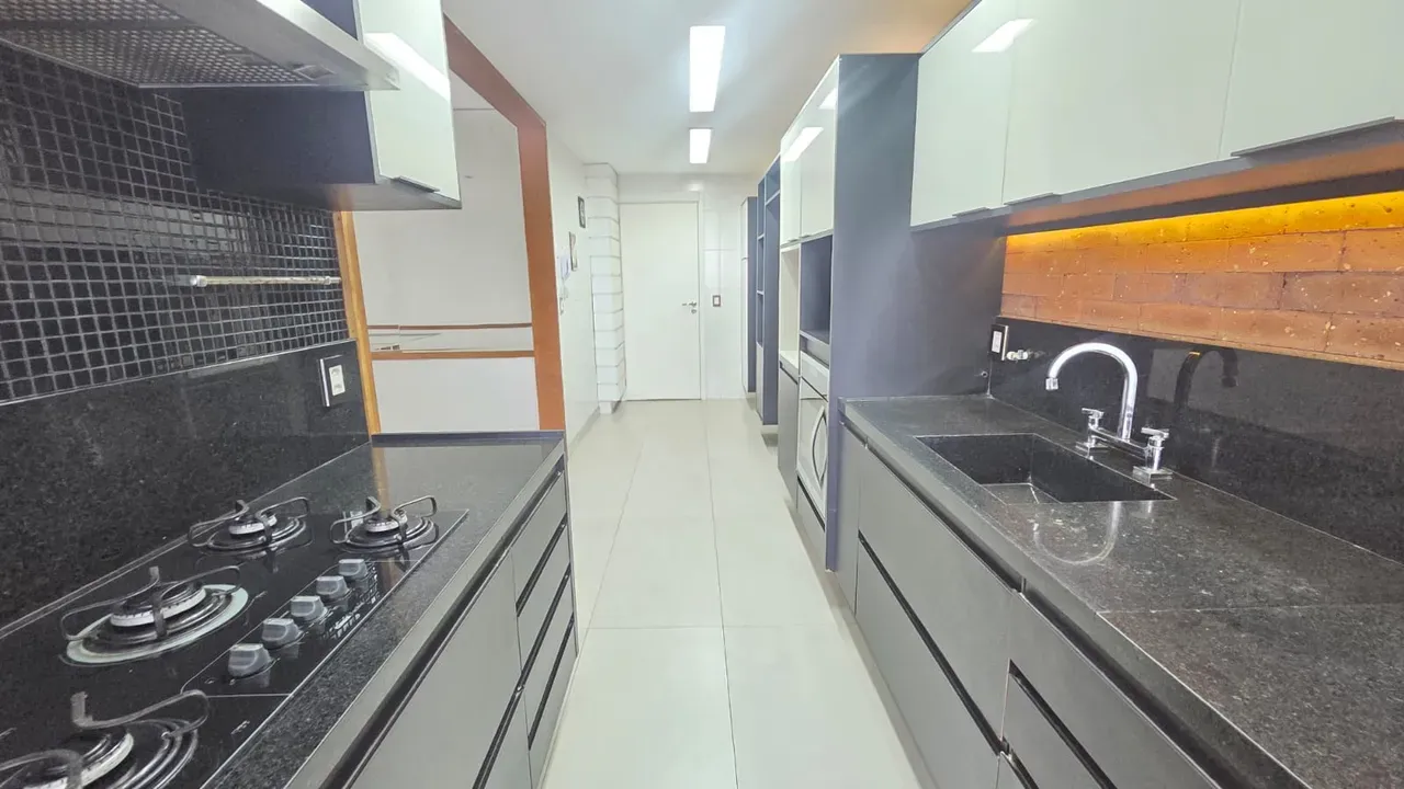 Apartamento com cozinha integrada e 4 quartos — photo 39
