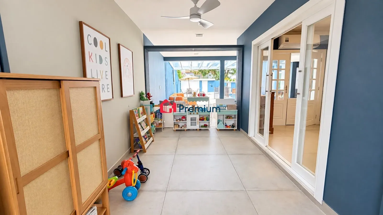 Washing machine in a 5-bedroom house, 350 m² — photo 28