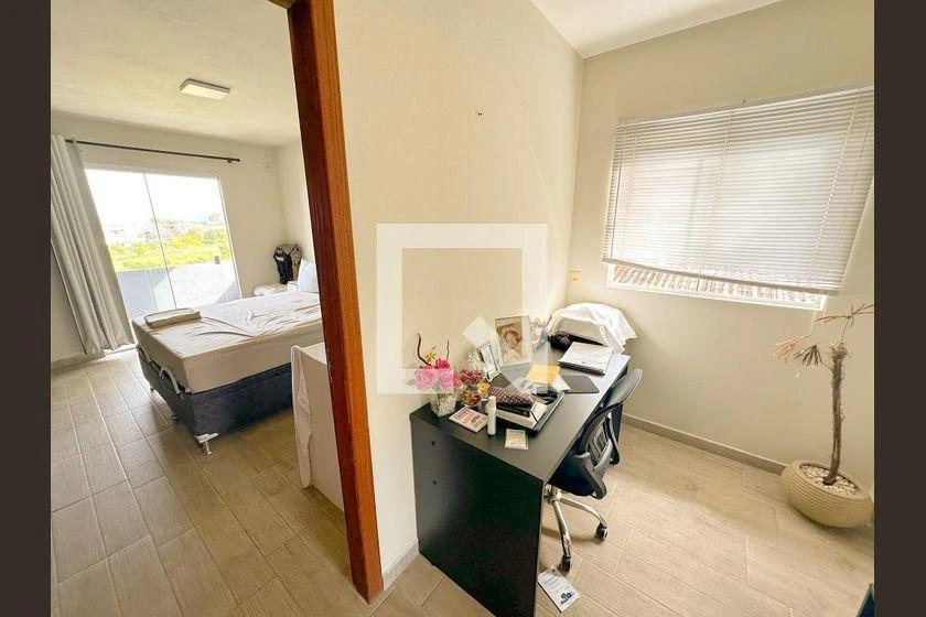Гардеробна та 3 спальні: будинок 103 м² — photo 22