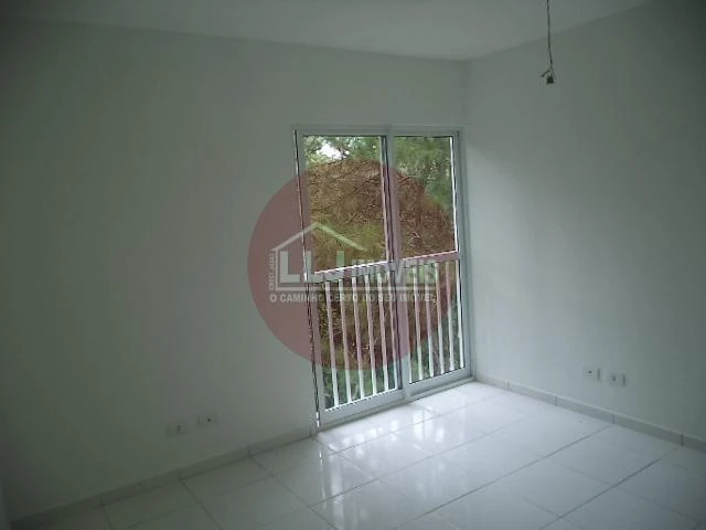 49 m² apartment with 2 bedrooms, 1 bathroom and parking