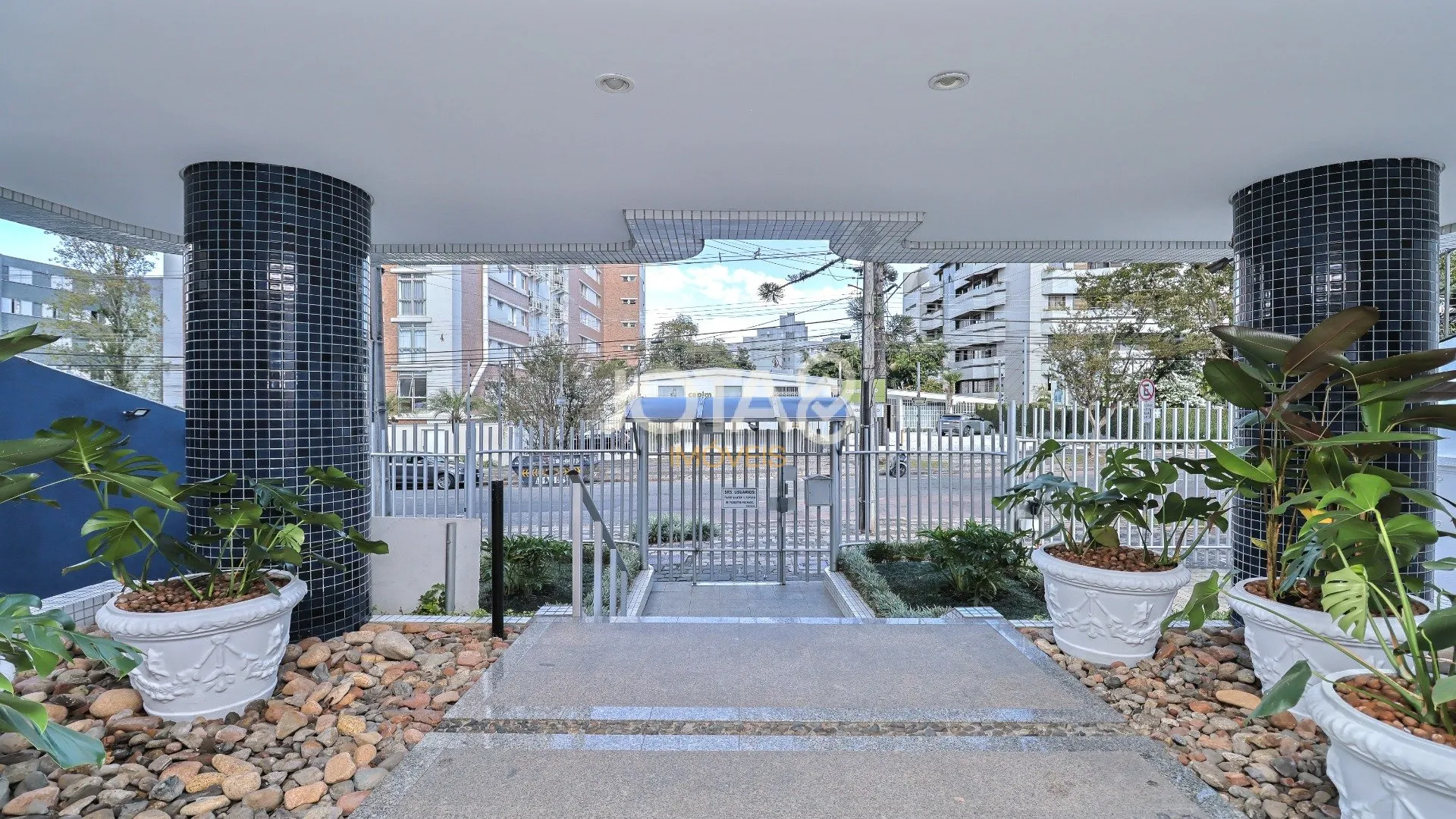 3-bedroom apartment with 129 m², private BBQ, 2 parking — photo 22
