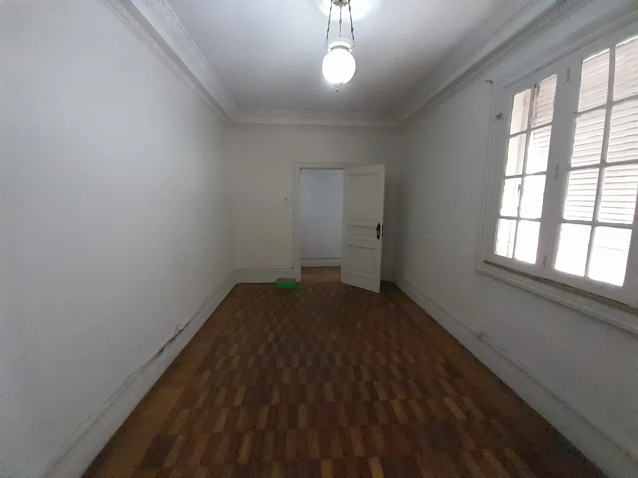 Apartment on the 9th floor with a glass-enclosed balcony — photo 19