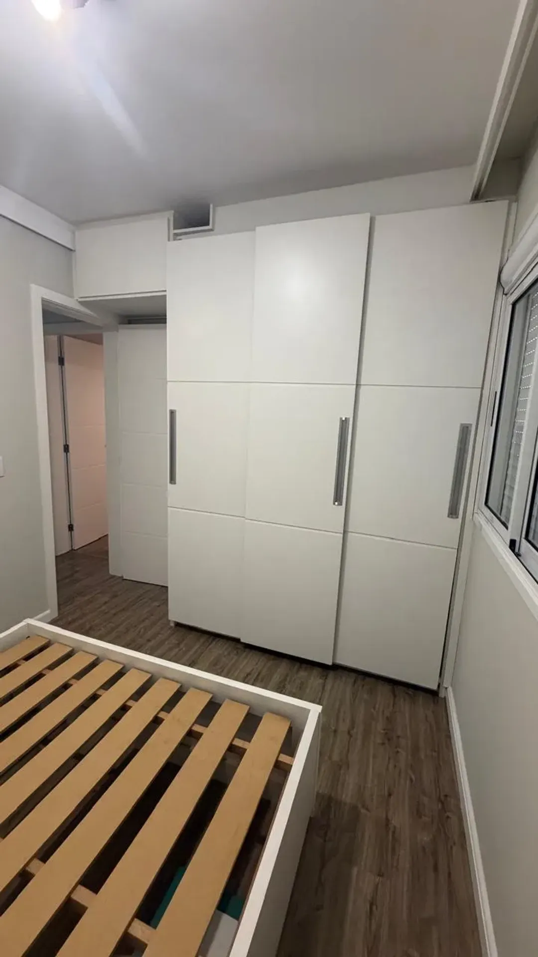 Walk-in closet in a 3-bedroom apartment, 76 m² — photo 54