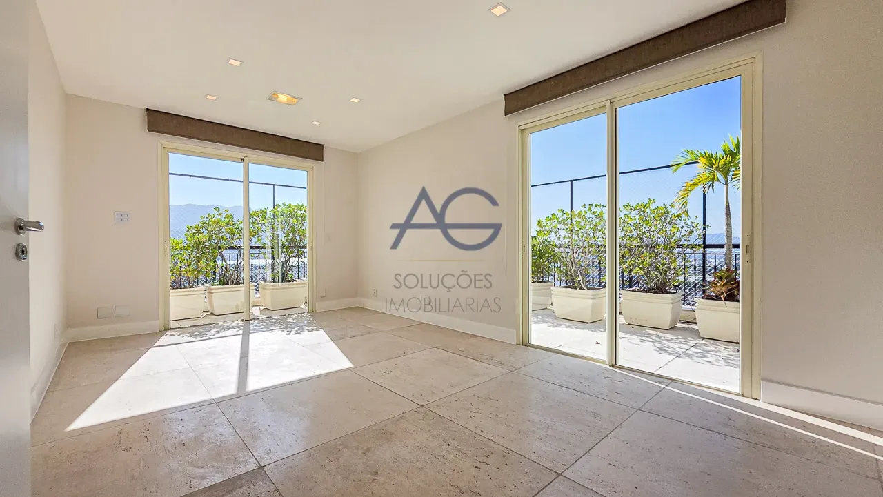 Duplex penthouse with 1 bedroom and open views — photo 12