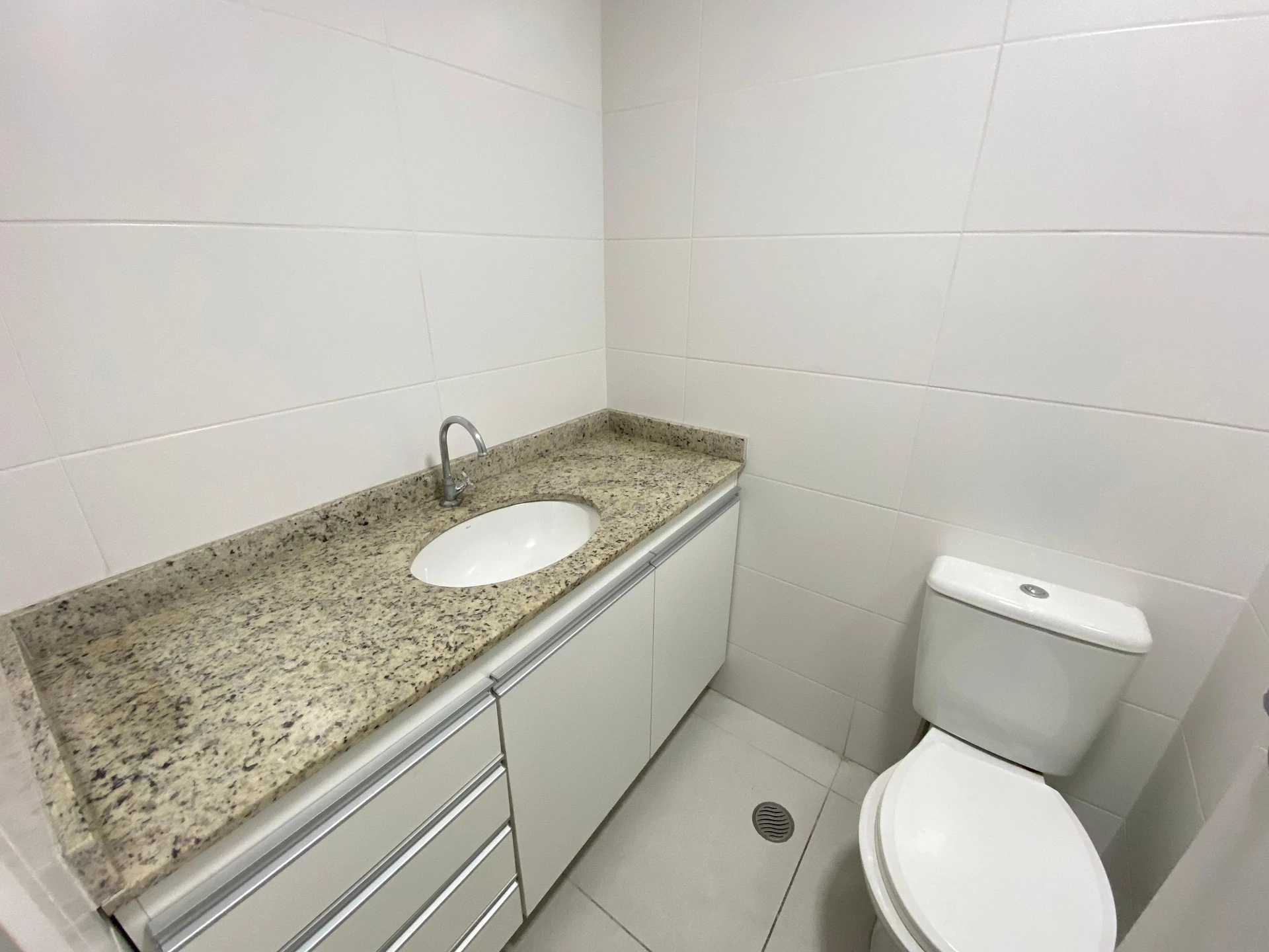 Apartment, 55 m², with wood or laminate floors — photo 33