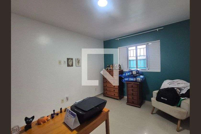 Condominium house with 4 bedrooms and a gas stove — photo 5