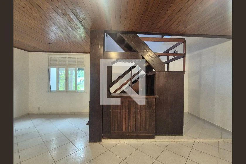 Casa para aluguel com 4 quartos e 2 suítes em 1500 m² — photo 10