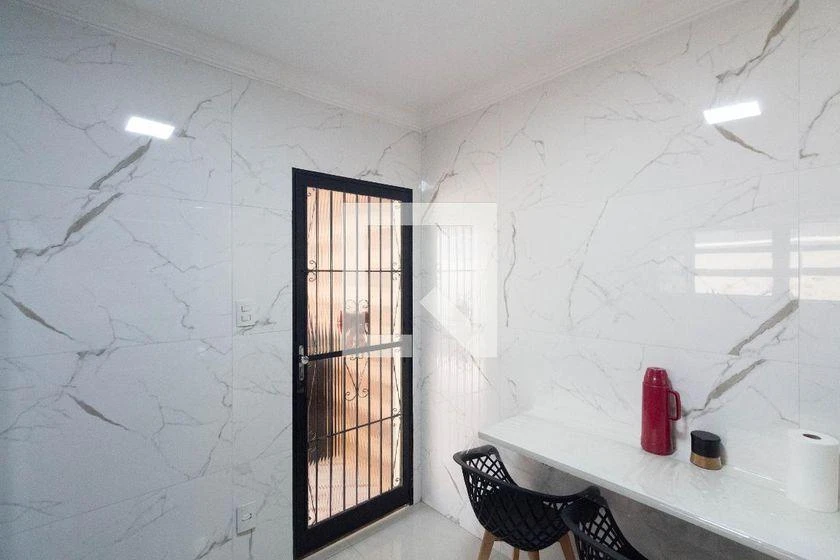 80 m² house with a washing machine and a home office — photo 19