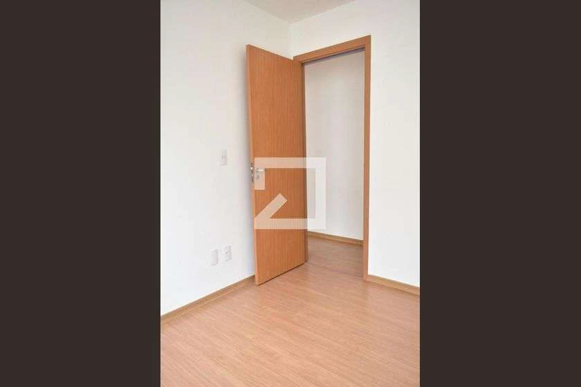 Apartamento de 2 dormitorios con balcón en el 5º piso — photo 14