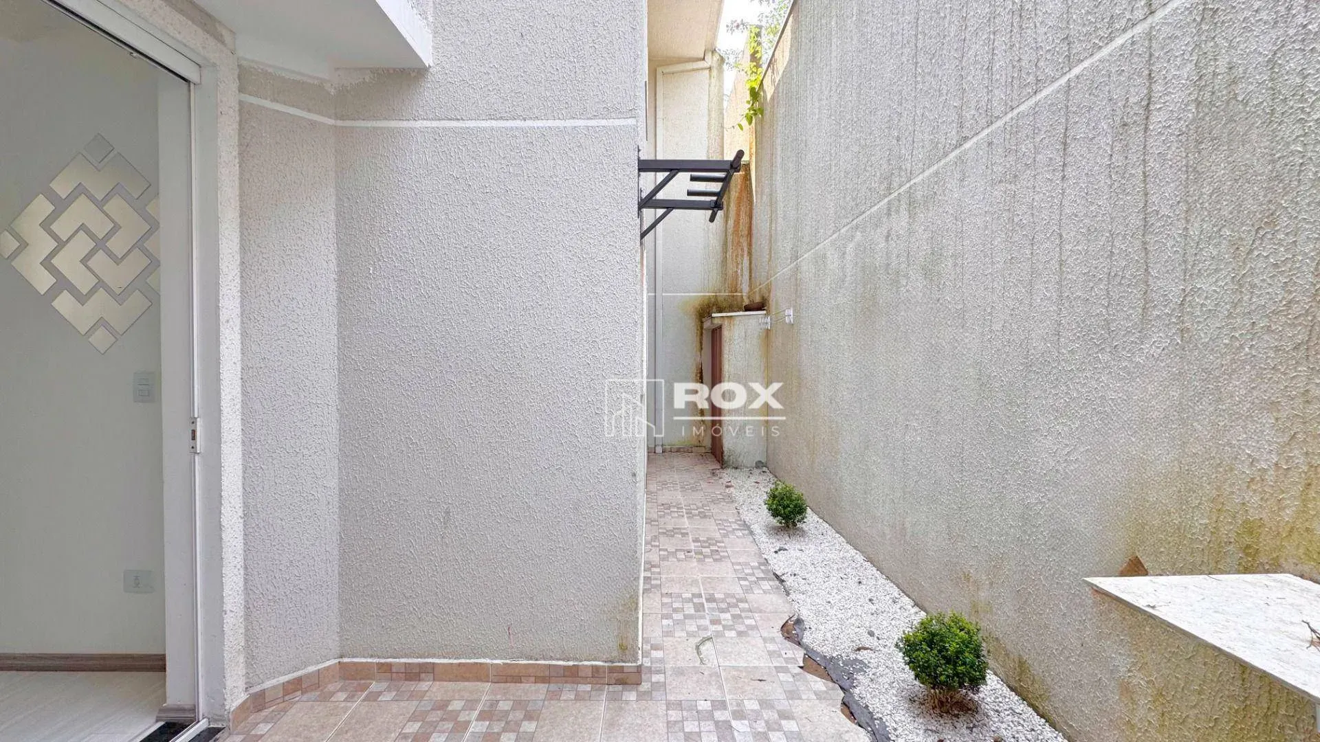 3-bedroom house with a garden in Curitiba — photo 23