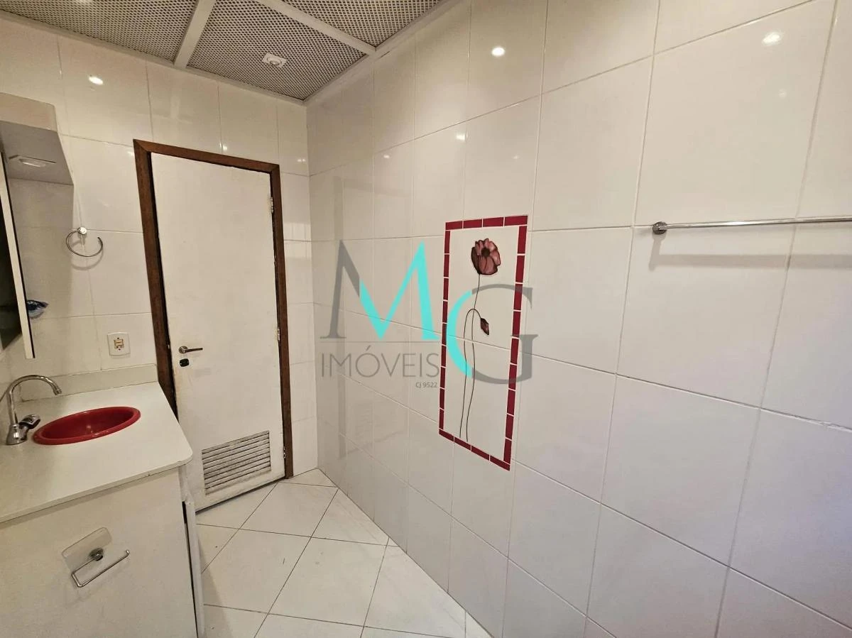 House with 4 bedrooms, 2 en-suites and 4 parking — photo 26
