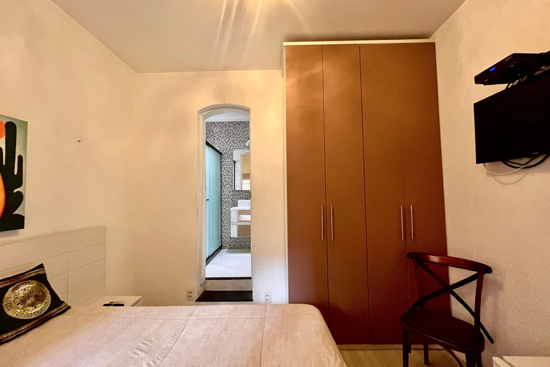 Furnished house with a separate kitchen and balcony — photo 32