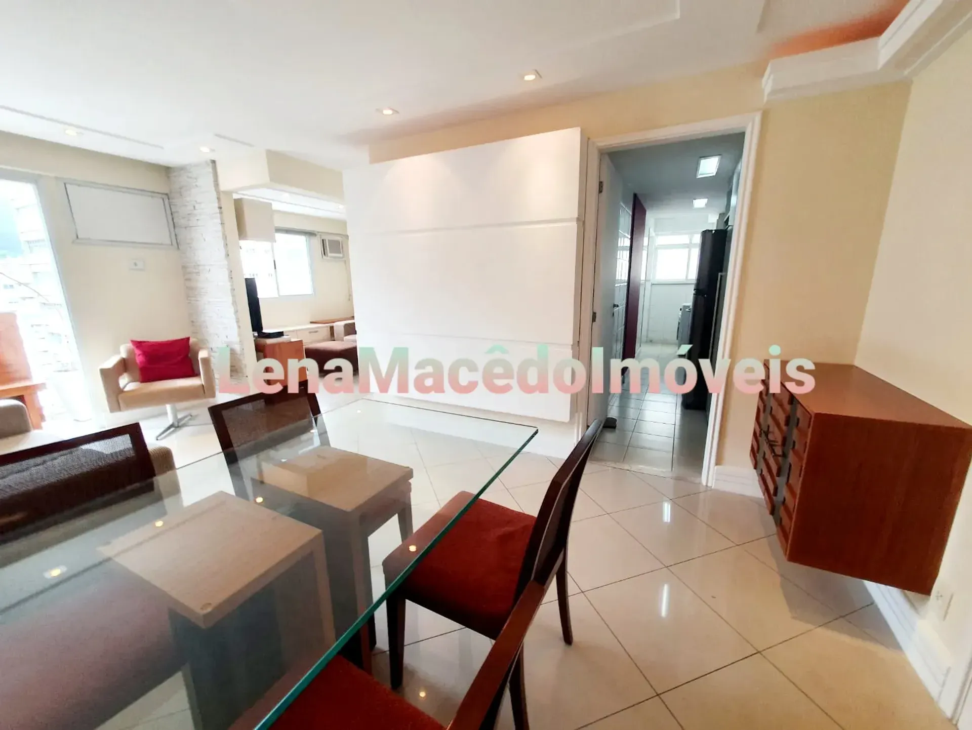 1-bedroom 2-bath apartment with parking and balcony — photo 11