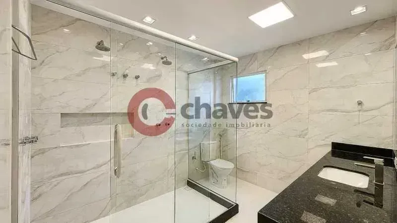 Casa com 4 quartos e 5 banheiros, cozinha integrada a gás — photo 26