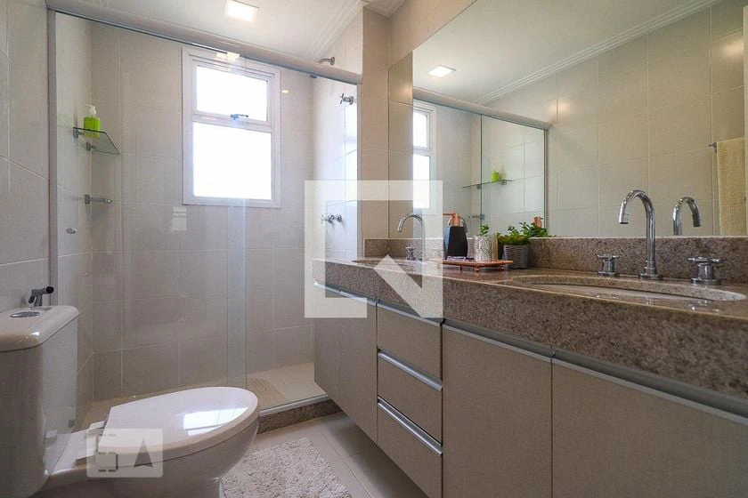 House, 450 m², with a private pool — photo 16