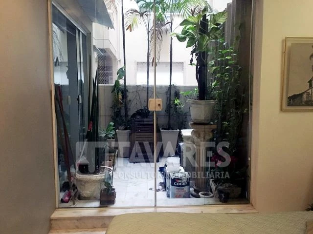 Furnished 130 m² apartment with 3 bedrooms and 2 en-suites — photo 11