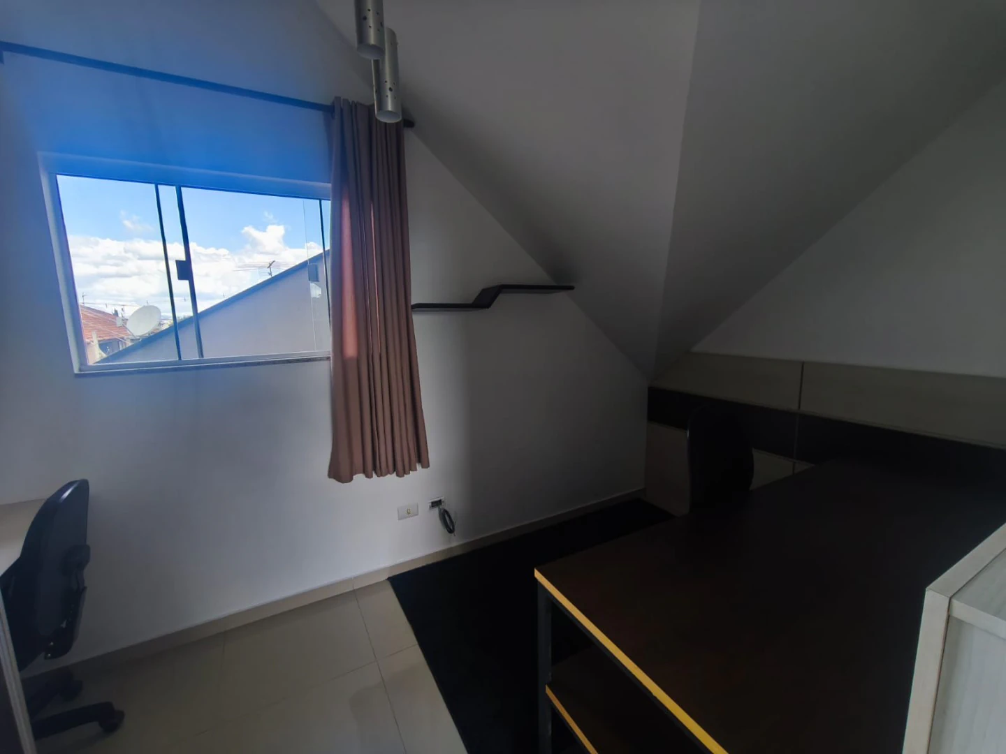 Home office in a 3-bedroom house, 167 m² — photo 16