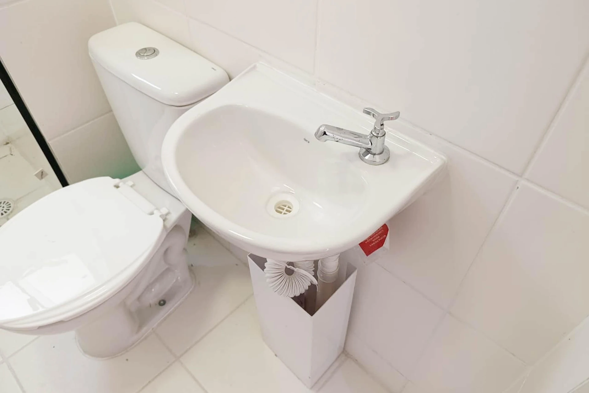 Незмебльована квартира з 2 спальнями, 1 ванною і кухнею окремо — photo 16