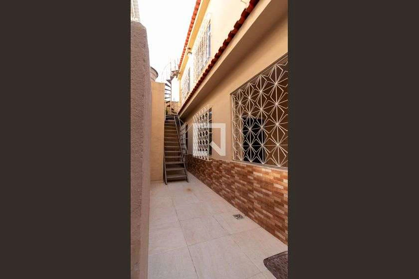 65 m² studio with a balcony, laundry area — photo 24