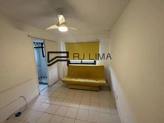 Floor-to-ceiling windows in a 2-bedroom apartment, 80 m² — photo 15