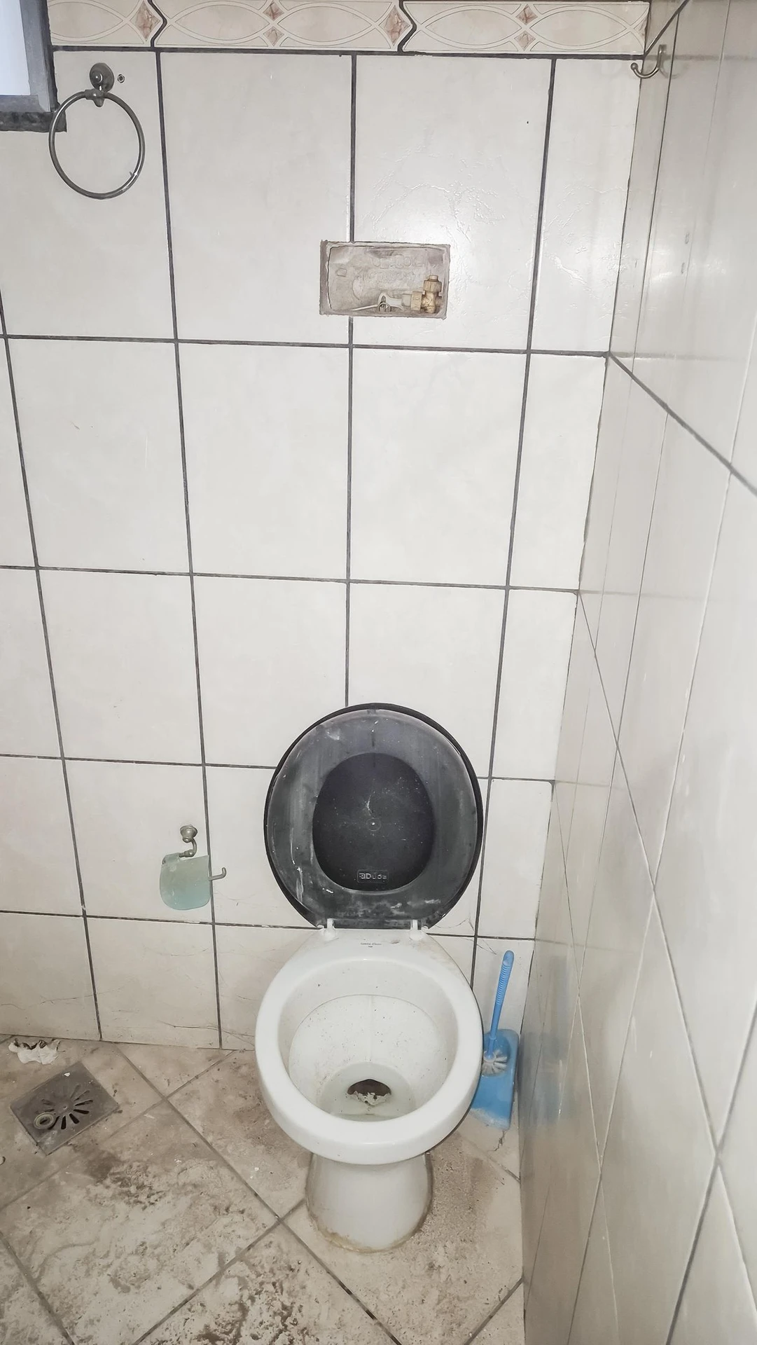 House with 2 bedrooms and a washing machine — photo 34