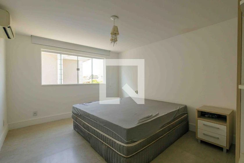 6-bedroom house with 470 m² and 7 parking spaces — photo 29
