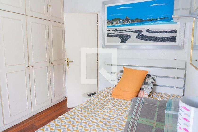 3-bedroom apartment with a washing machine — photo 21