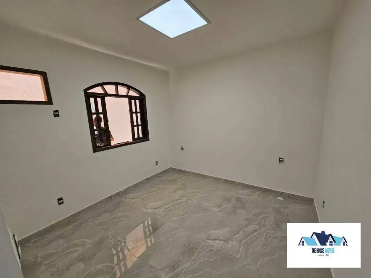 House with 2 bedrooms and 2 bathrooms, 80 m² total — photo 3