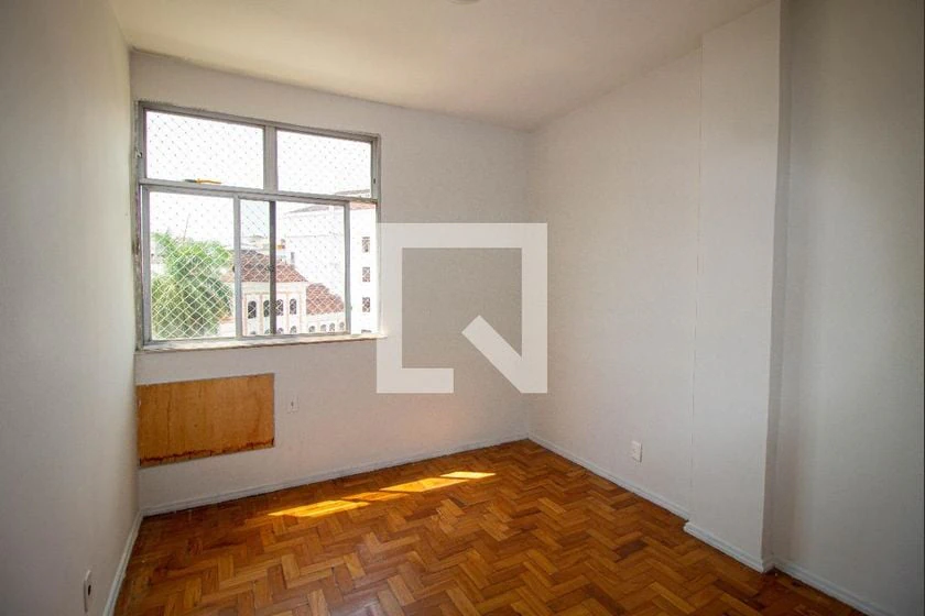 Apartment, 85 m², with wood or laminate floors — photo 17