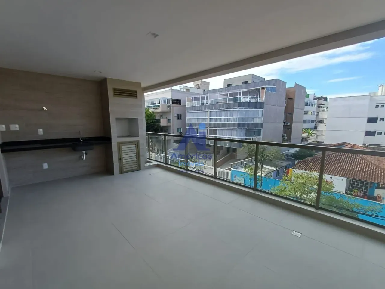 Rental apartment with 3 bedrooms and a balcony — photo 12